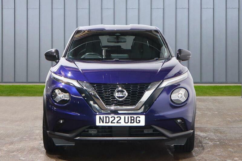 Nissan Juke 1.0 Dig-t 114 Tekna Black #3