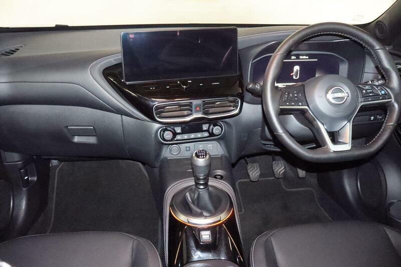 Nissan Juke 1.6 Hybrid Tekna Hatchback SJ26EKO #10