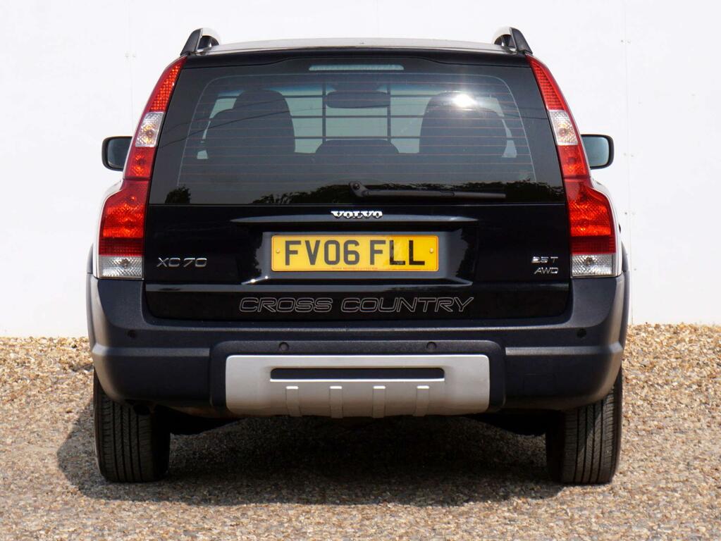 Volvo XC70 2.4 D5 Se Lux 185 Bhp Gold #41