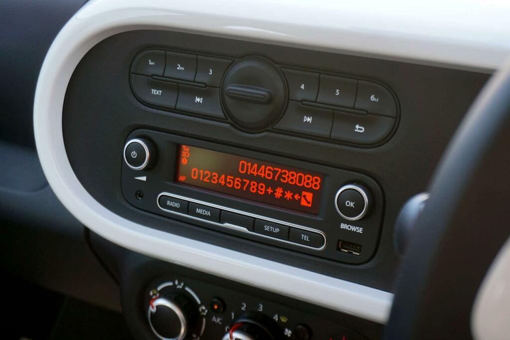 Renault Twingo Dynamique Yellow #26