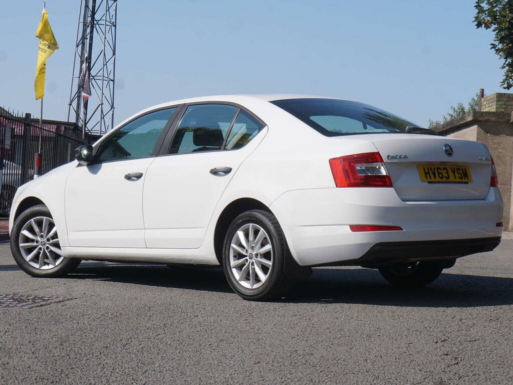 Skoda Octavia 1.2 Tsi S Euro 5 Ss White #4