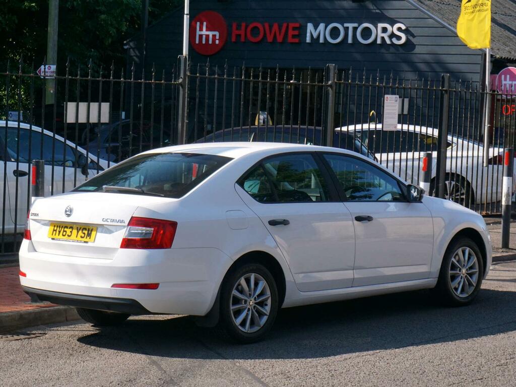 Skoda Octavia 1.2 Tsi S Euro 5 Ss White #2