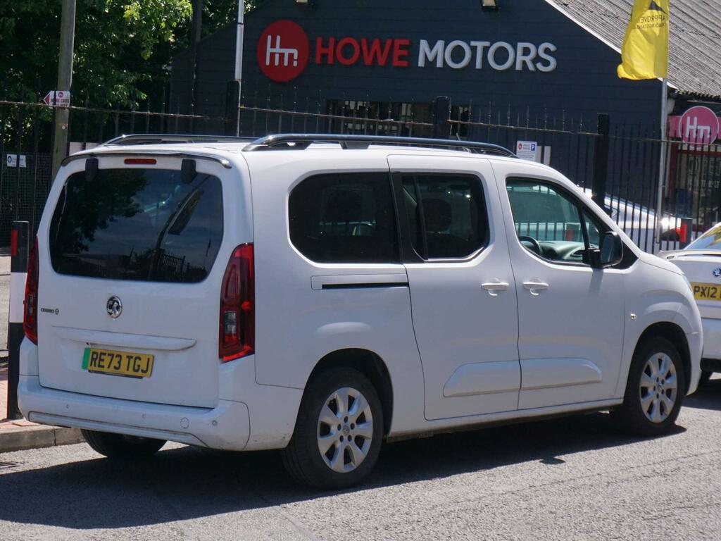 Vauxhall Combo Life Ultimate White #3