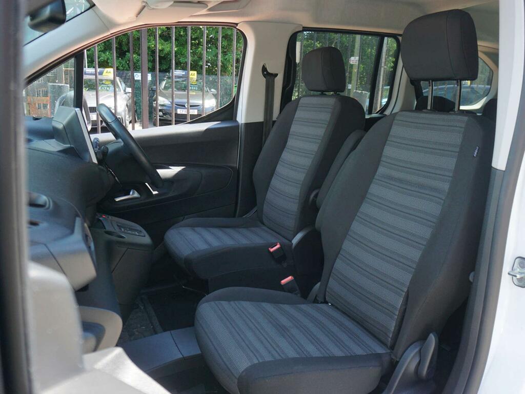 Vauxhall Combo Life Ultimate White #5