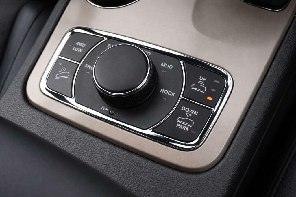 Jeep Grand Cherokee 3.0 Crd Summit Black #22