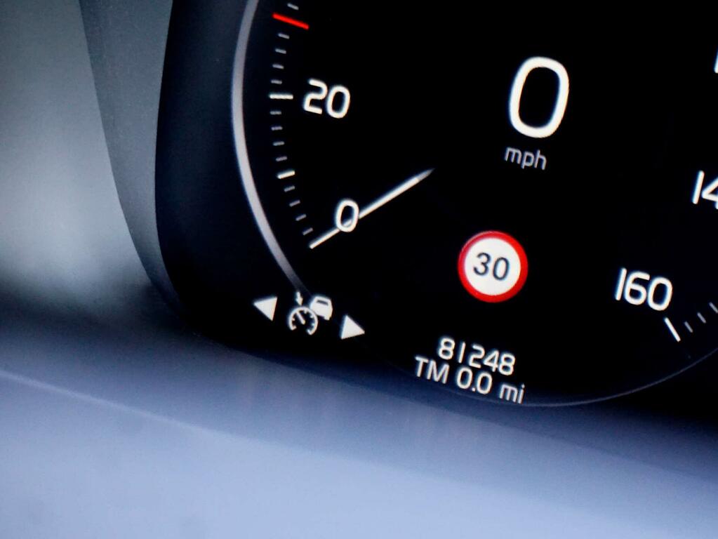 Volvo XC90 D5 Awd R-design Grey #8