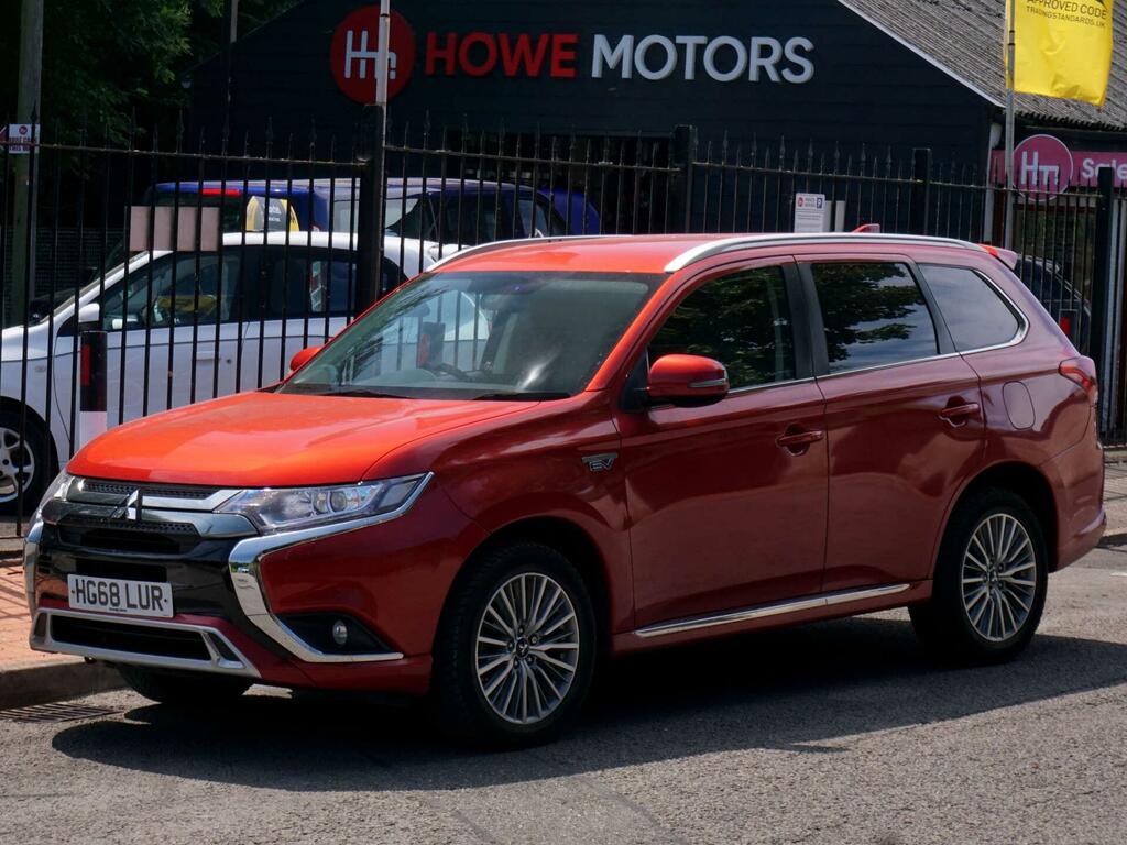 Mitsubishi Outlander 2.4H Twinmotor 13.8Kwh Juro Cvt 4Wd Euro 6 Ss 5 Red