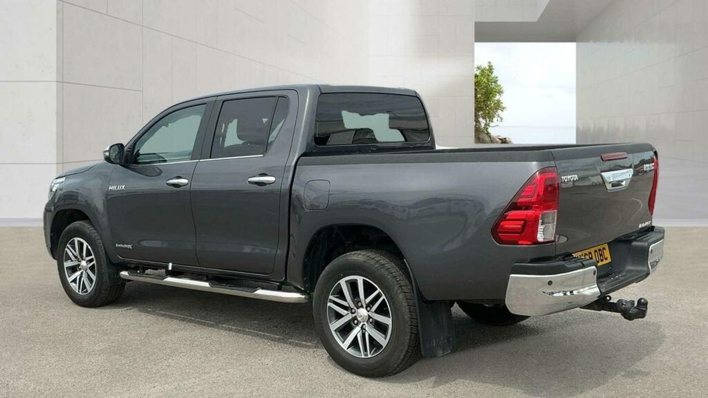 Toyota HILUX Invincible X Grey #4