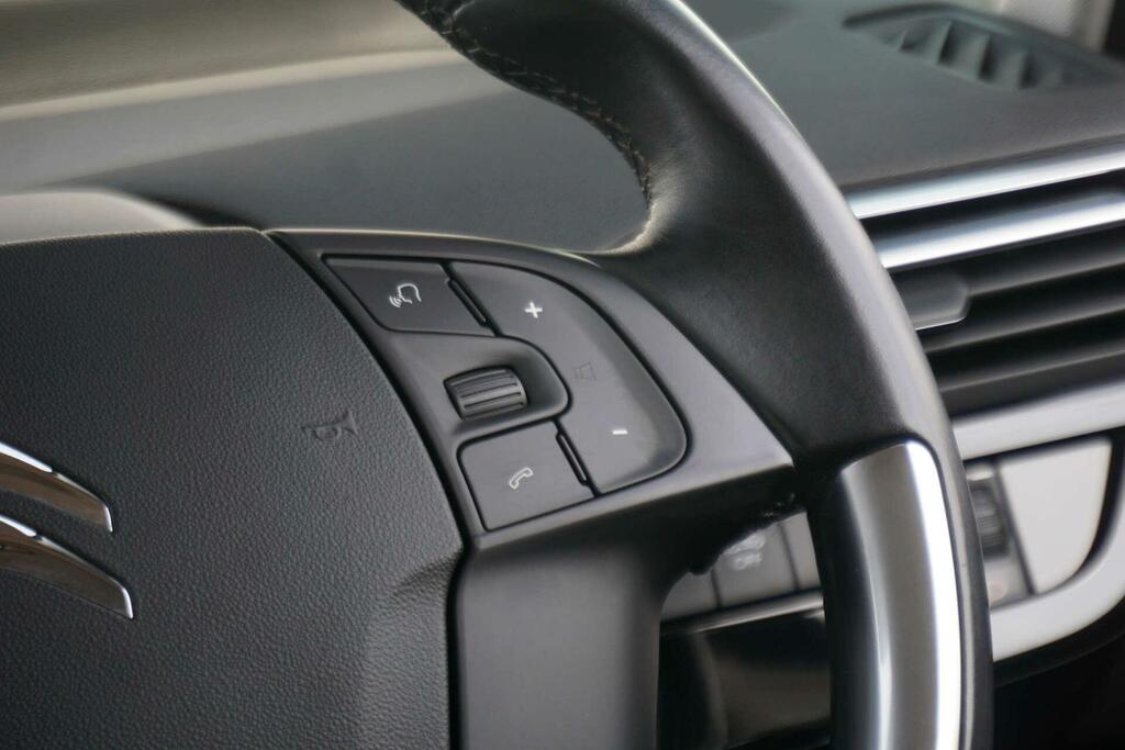 Citroen C4 Picasso Exclusive Red #36