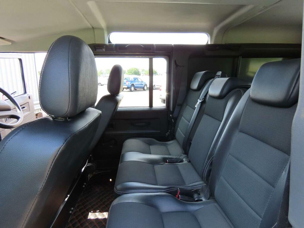 Land Rover Defender 110 Xs Grey #5