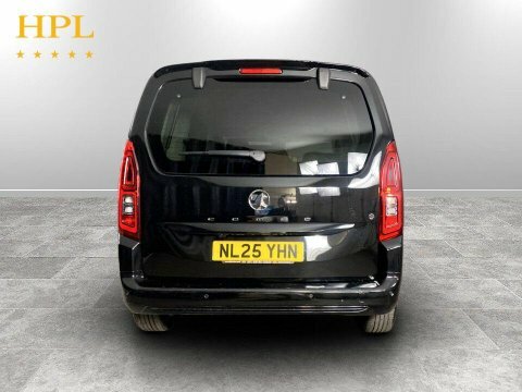 Vauxhall Combo-e Life 2025 25 52Kwh  #6