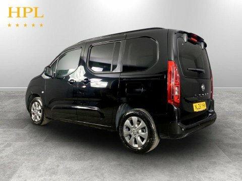 Vauxhall Combo-e Life 2025 25 52Kwh  #5