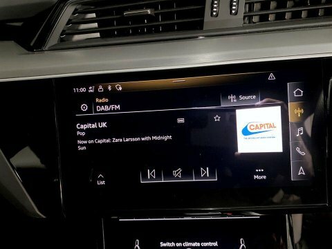 Audi E-tron 230Kw 50 Quattro 71Kwh Black Edition #15