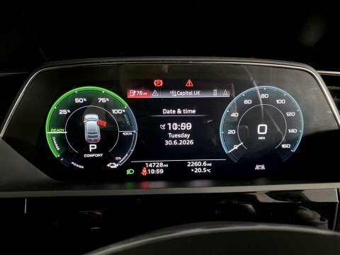 Audi E-tron 230Kw 50 Quattro 71Kwh Black Edition #13