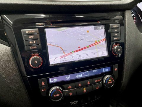 Nissan Qashqai Dig-t Mh 158 Xtronic N-connecta Silver #16