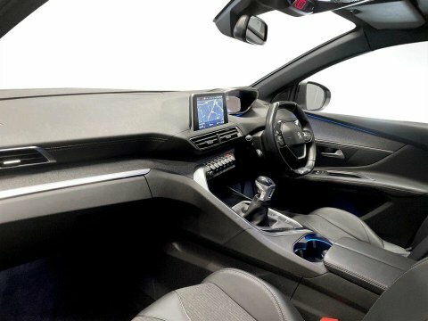 Peugeot 3008 1.2 Puretech Allure Eat8 Brown #15