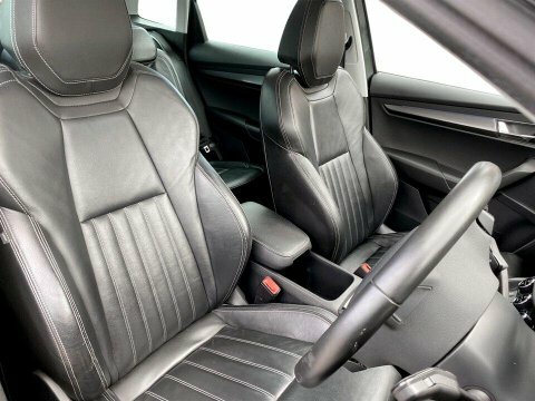 Skoda Karoq Suv 1.6Tdi 115Ps Se L Scr #11