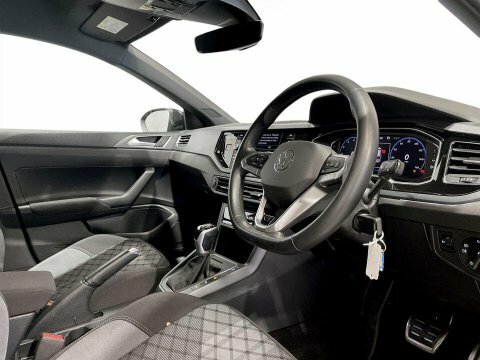 Volkswagen Taigo Hatchback Black #12
