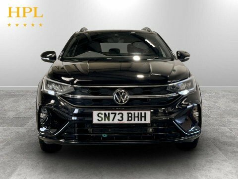 Volkswagen Taigo Hatchback Black #2