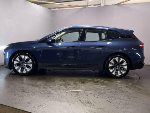 BMW iX 2022 72 40  #5