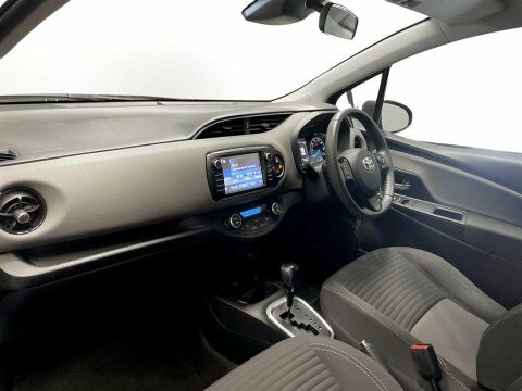Toyota Yaris 1.5 Vvt-i Icon Tech Euro 6 Grey #15