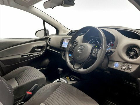 Toyota Yaris 1.5 Vvt-i Icon Tech Euro 6 Grey #12
