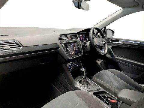 Volkswagen Tiguan 2.0 Tdi R Line Suv Dsg 4Motion 150 Ps White #15