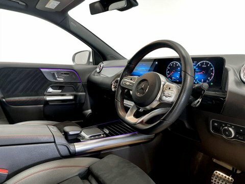 Mercedes-Benz GLA Class 1.3 Gla180 Sport Suv 7G-dct Euro 6 Ss Black #12