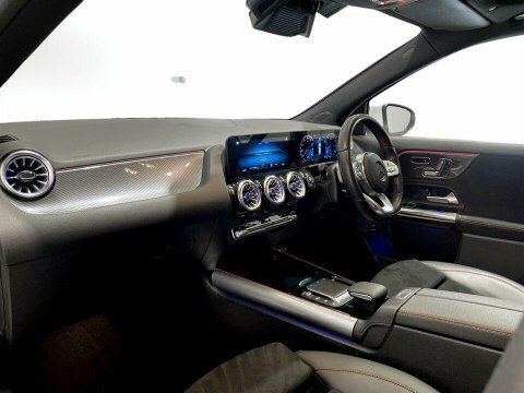 Mercedes-Benz GLA Class 1.3 Gla180 Sport Suv 7G-dct Euro 6 Ss Black #15