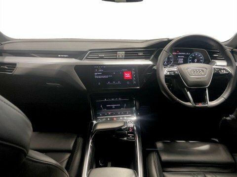 Audi E-tron 2021 71 55 #19