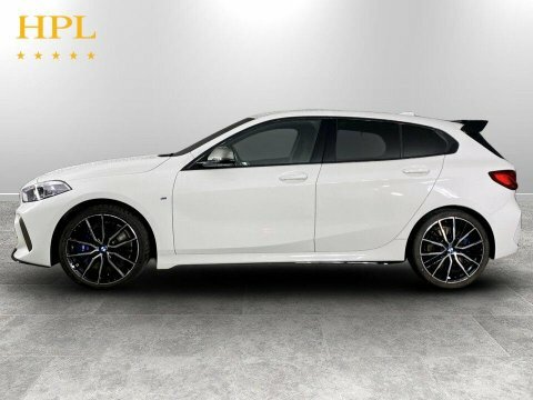 BMW 1 Series 2021 21 2.0 White #4