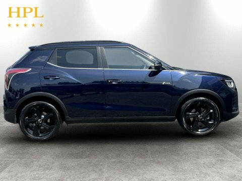 SsangYong Tivoli Ultimate Automatic White #8