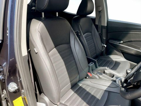 SsangYong Tivoli Ultimate Automatic White #11