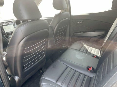 SsangYong Tivoli Ultimate Automatic White #20