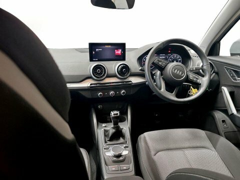 Audi Q2 Estate Grey #19