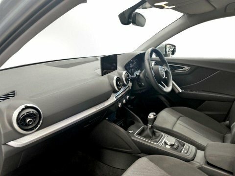 Audi Q2 Estate Grey #15
