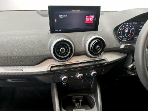 Audi Q2 Estate Grey #18