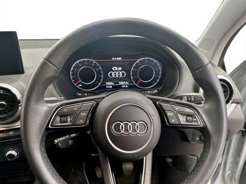 Audi Q2 Estate Grey #13