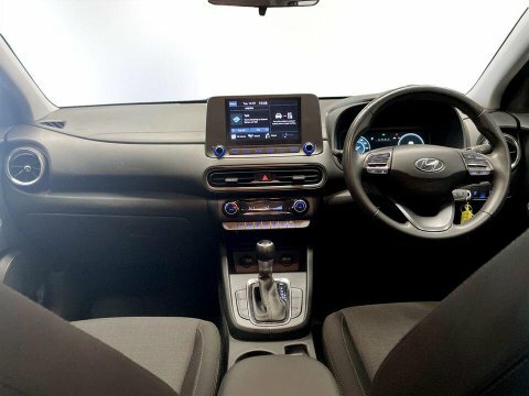 Hyundai Kona Hatchback Red #19