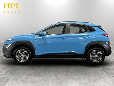 Hyundai Kona Hatchback Red #4