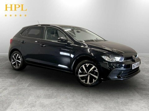Volkswagen Polo Automatic White #1