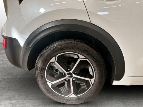 Kia Niro Estate Grey #10