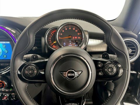 Mini Convertible Cooper Classic White #13