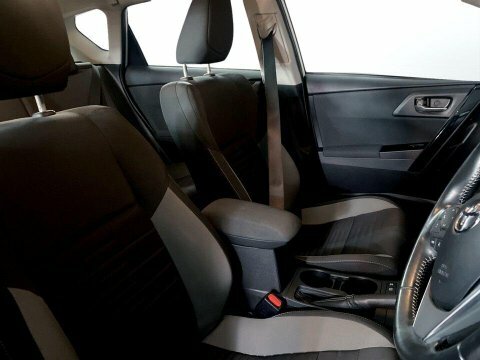 Toyota Auris 1.4 D-4d Icon White #11