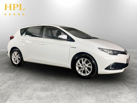 Toyota Auris 1.4 D-4d Icon White #1