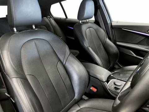 BMW 1 Series Hatchback Black #11