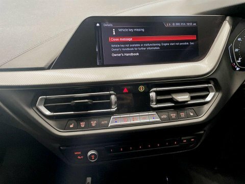 BMW 1 Series Hatchback Black #18