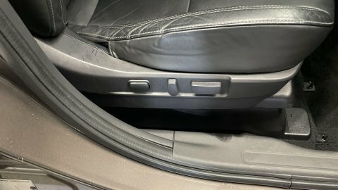 Mitsubishi Outlander Design Black #23