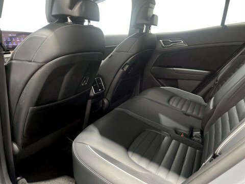 Kia Sportage Hatchback Black #21