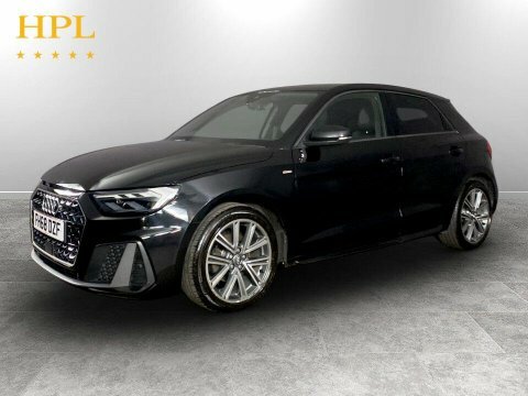 Audi A1 2019 68 1.0 Black #3